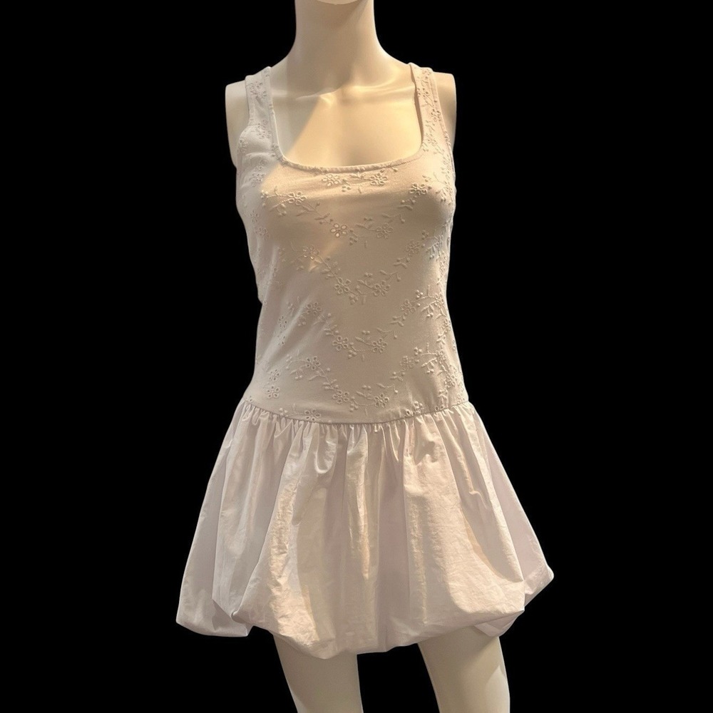Zara White Eyelet Bubble Hem Mini Dress M Sleeveless Feminine Summer